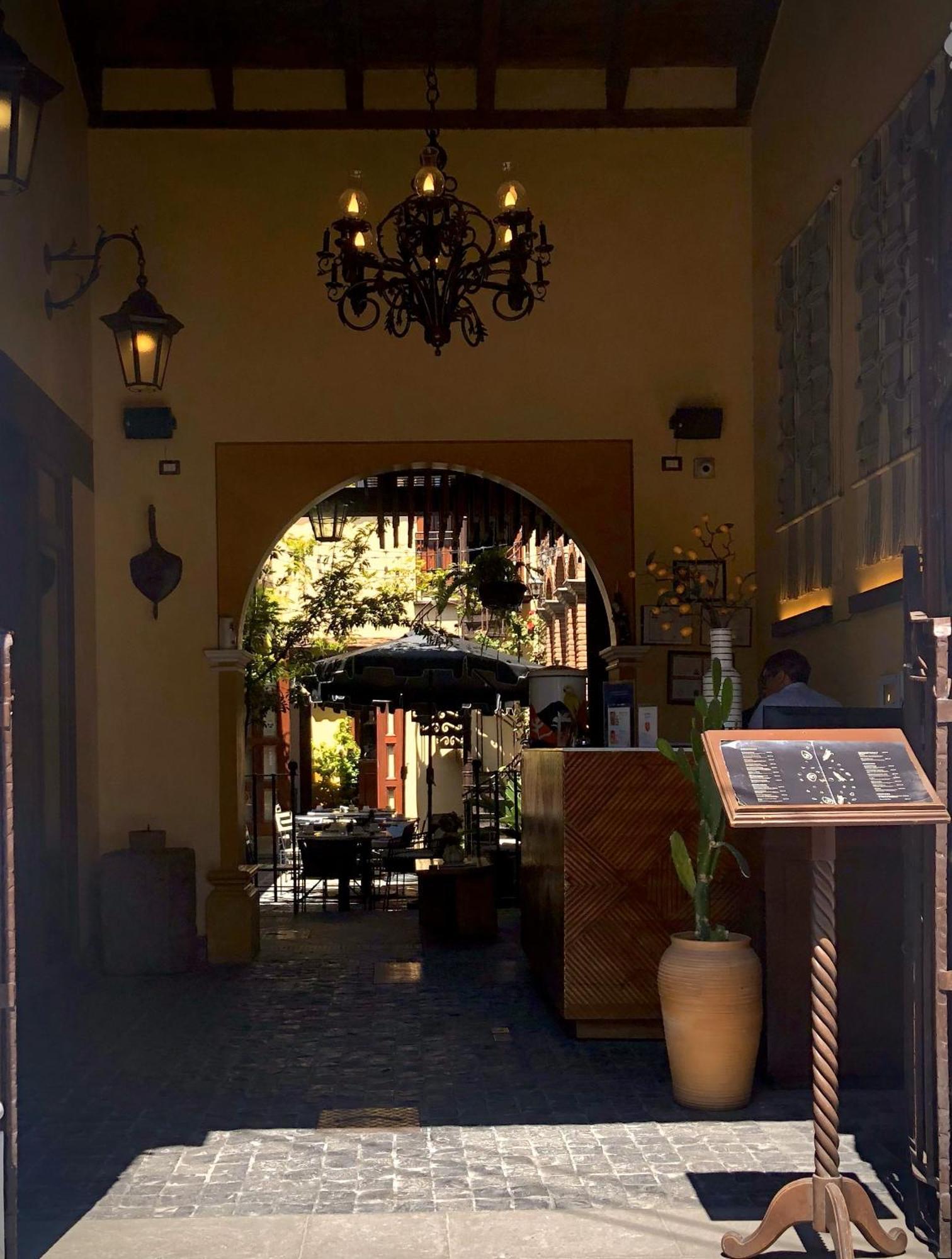Mestizo Antigua Exterior foto